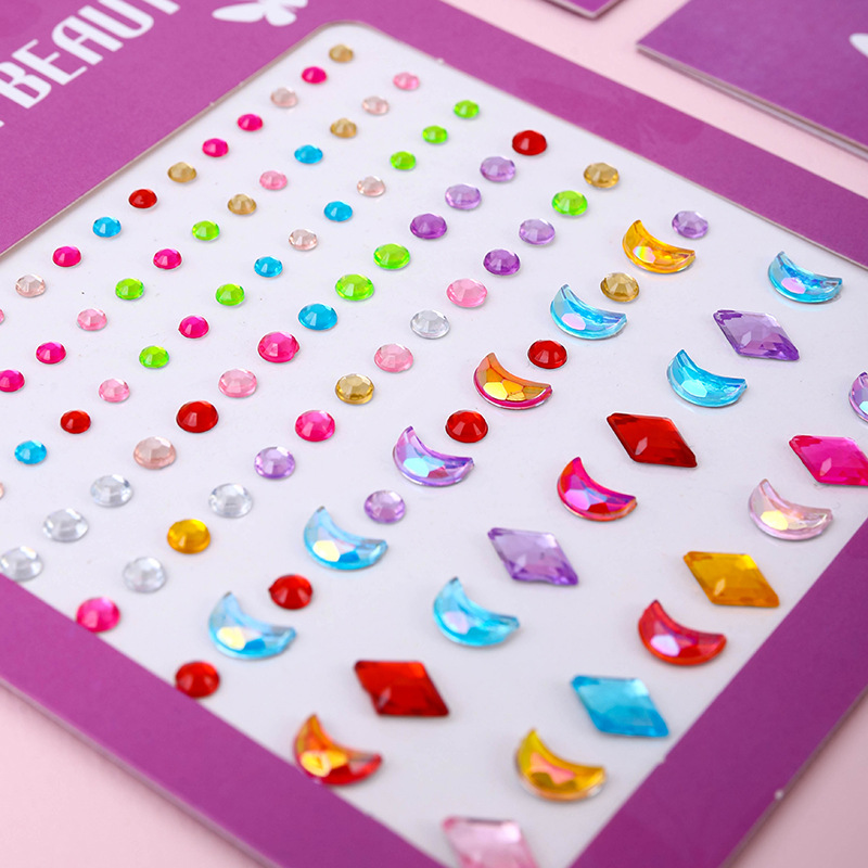 Hot Selling Face Gems Stickers - Nail Art recension och pris