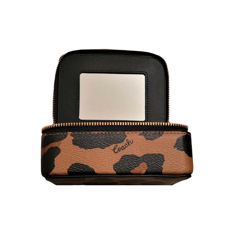 COACH Canvas Patchwork With Sm - Makeup recension och pris